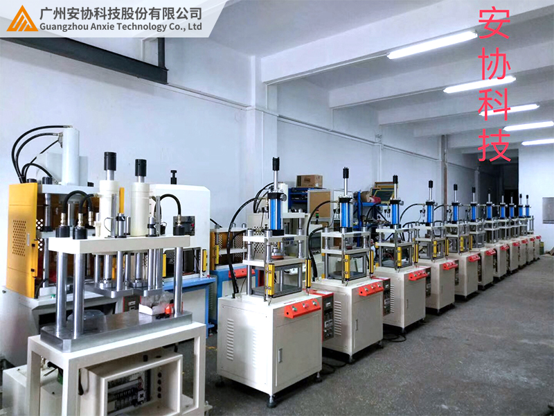 安全光柵級(jí)聯(lián)控制多面防護(hù)方案