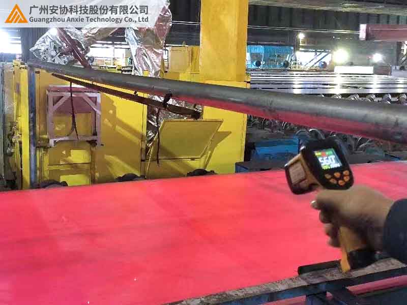 安全光柵在高溫環(huán)境下的運行案例.jpg