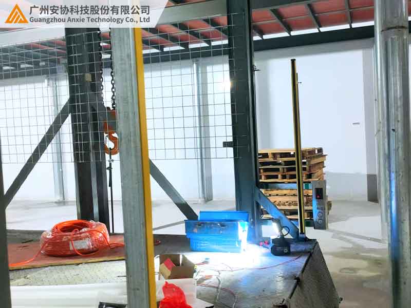 工業(yè)安全紅外對射光幕方案.jpg