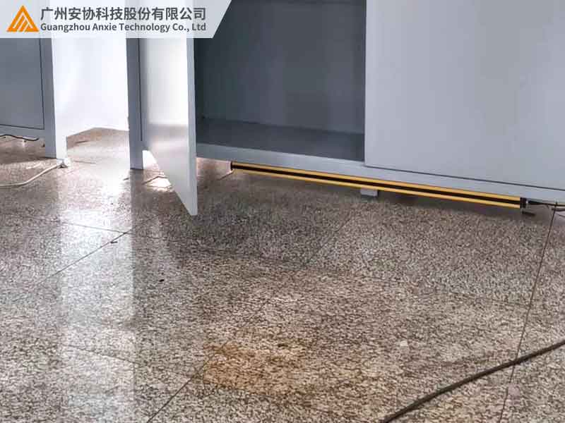 單邊光柵地面檢測無盲區(qū)覆蓋案例.jpg