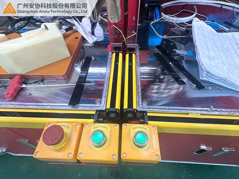 安全光柵的對光原理